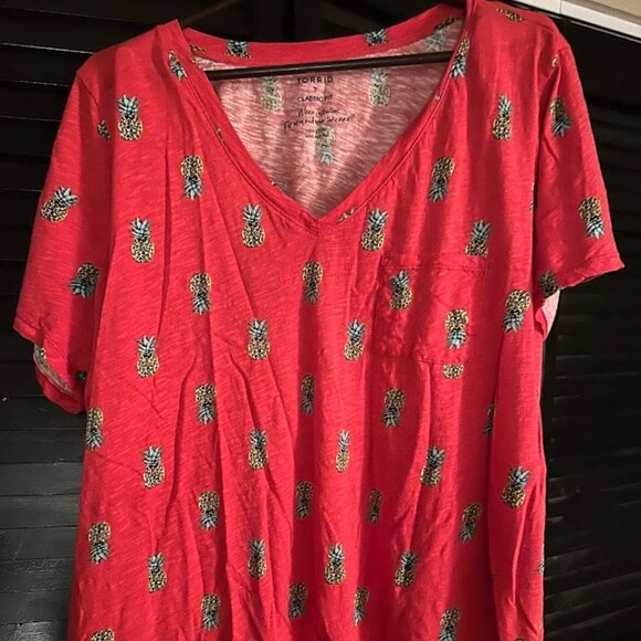 Torrid Pineapple shirt - Picture 1 of 1